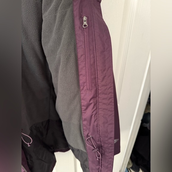 Columbia Waterproof Rain Jacket Berry - Picture 3 of 5